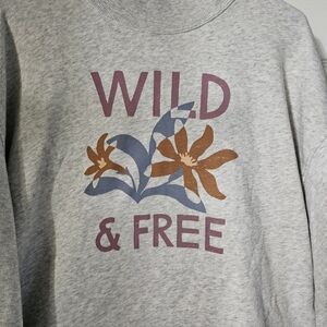 Old Navy Light Gray Ribbed Sweatshirt